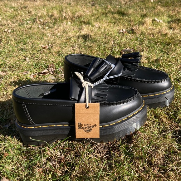 Dr. Martens Adrian Quad Bex Smooth Black Leather Tassel Fringe Platform Loafers - Picture 16 of 17